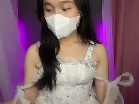 Pearlia-7 online show from 3, 11, 2025