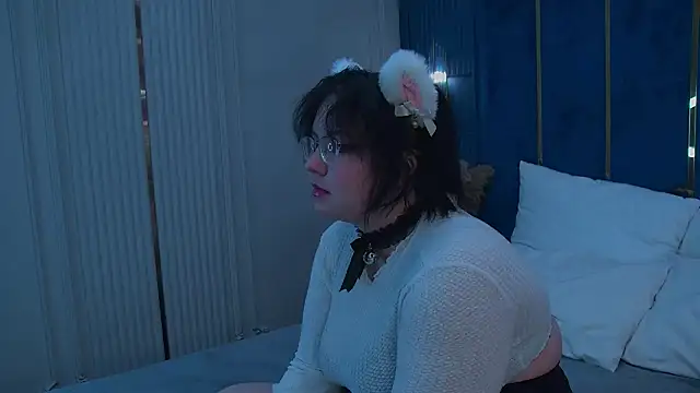 Snapshot of JennyBloom chatting on 14, 12, 2025 JennyBloom online show from 14, 12, 2025