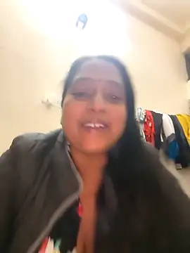 Snapshot of Hot-Sana2 chatting on 21, 11, 2025 Hot-Sana2 online show from 21, 11, 2025