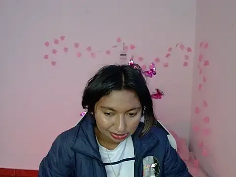 Snapshot of Samanta_777 chatting on 16, 12, 2025 Samanta 777 online show from 16, 12, 2025