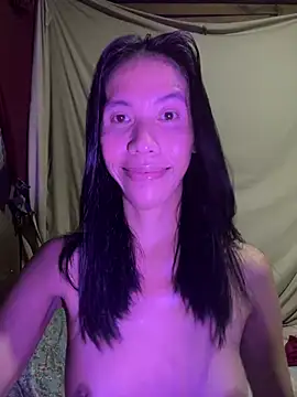 Snapshot of bellaUtops chatting on 1, 7, 2026 bellaUtops online show from 1, 7, 2026