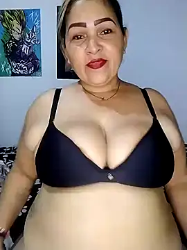 Snapshot of Melaflo17 chatting on 3, 12, 2025 Melaflo17 online show from 3, 12, 2025