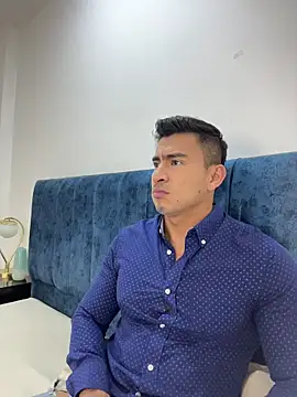 Snapshot of Chris_Clarck chatting on 5, 11, 2025 Chris Clarck online show from 5, 11, 2025