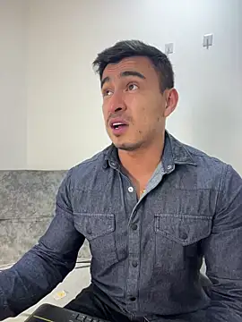 Snapshot of Chris_Clarck chatting on 10, 11, 2025 Chris Clarck online show from 10, 11, 2025