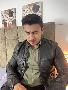 Snapshot of Chris_Clarck chatting on 18, 11, 2025 Chris Clarck online show from 18, 11, 2025