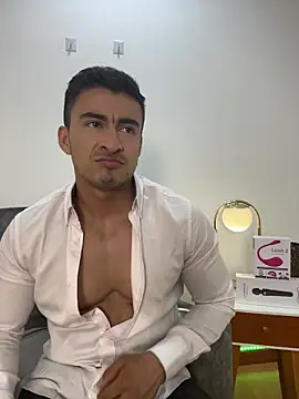 Snapshot of Chris_Clarck chatting on 20, 11, 2025 Chris Clarck online show from 20, 11, 2025