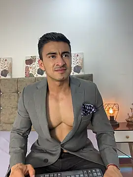 Snapshot of Chris_Clarck chatting on 1, 12, 2025 Chris Clarck online show from 1, 12, 2025