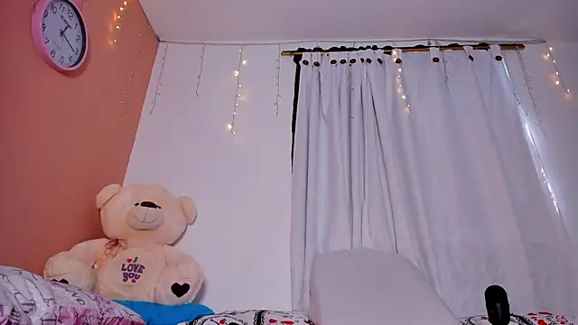 miah smith123 online show from 12, 11, 2025