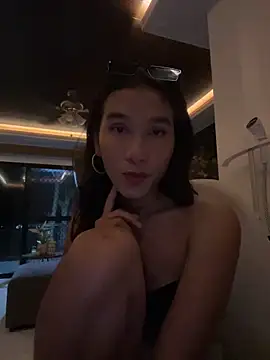 Snapshot of kaylamercader_ chatting on 7, 11, 2025 kaylamercader online show from 7, 11, 2025