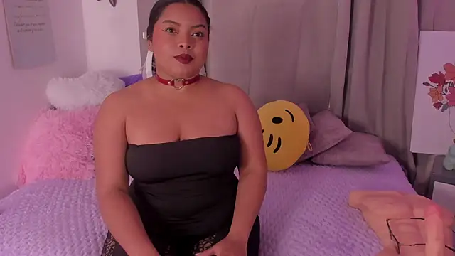 Snapshot of alanaa_gomezz chatting on 29, 11, 2025 alanaa gomezz online show from 29, 11, 2025