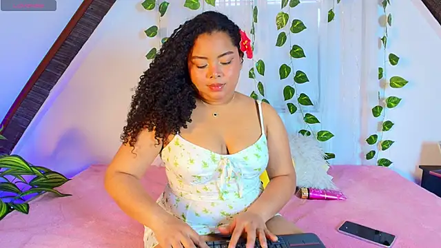 Snapshot of alanaa_gomezz chatting on 1, 6, 2026 alanaa gomezz online show from 1, 6, 2026