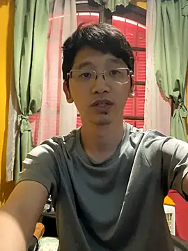 Snapshot of NerdyAsian1701 chatting on 17, 11, 2025 NerdyAsian1701 online show from 17, 11, 2025