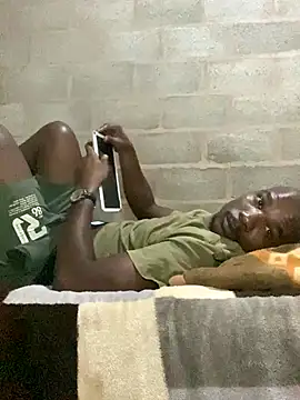 Snapshot of Ndodemnyama@xh chatting on 9, 11, 2025 Ndodemnyamaxh online show from 9, 11, 2025