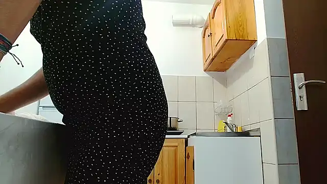 Snapshot of CharmingPearl chatting on 29, 11, 2025 CharmingPearl online show from 29, 11, 2025