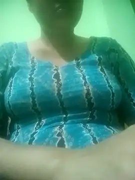 Snapshot of Tina_250 chatting on 18, 4, 2026 Tina 250 online show from 18, 4, 2026