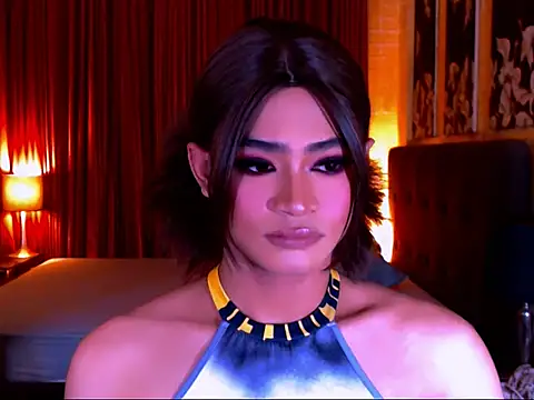 AthisaMooreTS online show from 3, 12, 2025