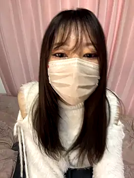 Snapshot of Kanna_072_ chatting on 28, 11, 2025 Kanna 072 online show from 28, 11, 2025