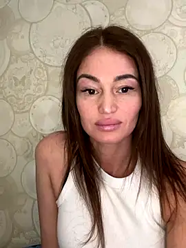 Snapshot of Sindy_Energy chatting on 6, 11, 2025 Sindy Energy online show from 6, 11, 2025