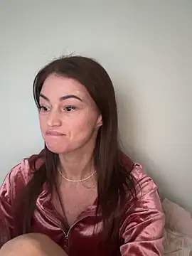 Snapshot of Sindy_Energy chatting on 28, 11, 2025 Sindy Energy online show from 28, 11, 2025