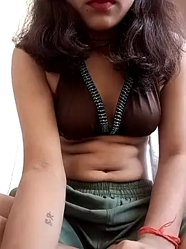 Snapshot of KOMAL_88 chatting on 14, 11, 2025 KOMAL 88 online show from 14, 11, 2025