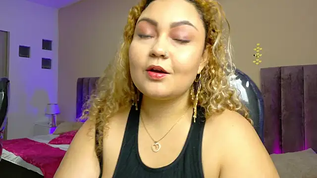 Sweet Rosee  online show from 20, 12, 2025