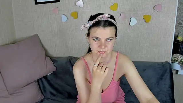 Snapshot of Zorianaa chatting on 8, 5, 2026 Zorianaa online show from 8, 5, 2026