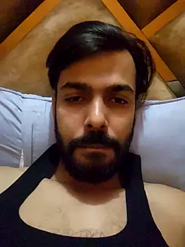 Snapshot of loveart007 chatting on 25, 11, 2025 loveart007 online show from 25, 11, 2025