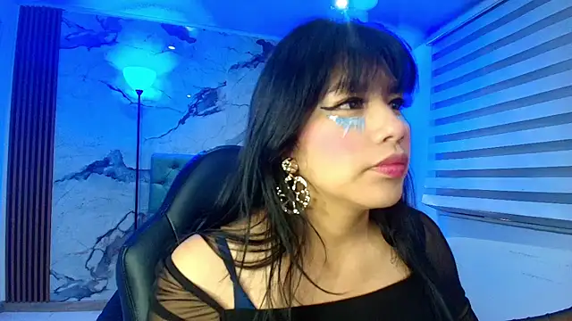 EsmeraldaChantre online show from 21, 11, 2025