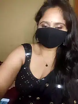 Snapshot of mouni499 chatting on 27, 6, 2026 mouni499 online show from 27, 6, 2026