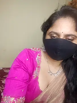 Snapshot of mouni499 chatting on 28, 6, 2026 mouni499 online show from 28, 6, 2026