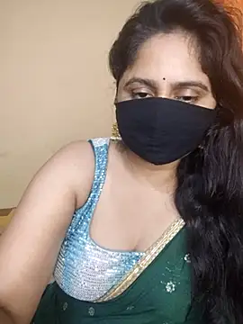 Snapshot of mouni499 chatting on 3, 7, 2026 mouni499 online show from 3, 7, 2026