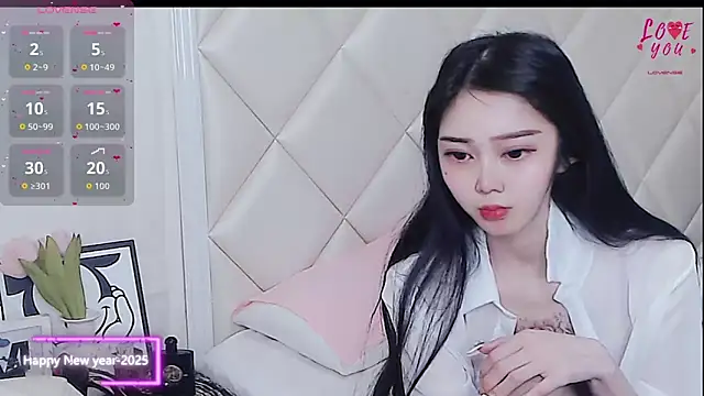 Snapshot of YAOYAO-2025 chatting on 10, 2, 2026 YAOYAO-2025 online show from 10, 2, 2026