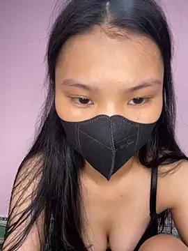 Snapshot of lung-linh chatting on 7, 11, 2025 lung-linh online show from 7, 11, 2025