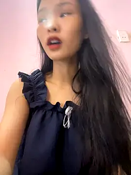 Snapshot of lung-linh chatting on 16, 11, 2025 lung-linh online show from 16, 11, 2025