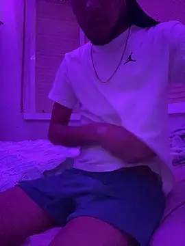 Snapshot of manuelrde chatting on 4, 11, 2025 manuelrde online show from 4, 11, 2025