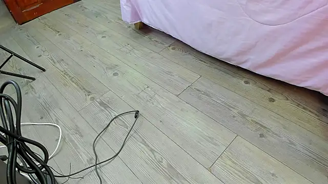 Snapshot of kendra_london chatting on 21, 2, 2026 kendra london online show from 21, 2, 2026