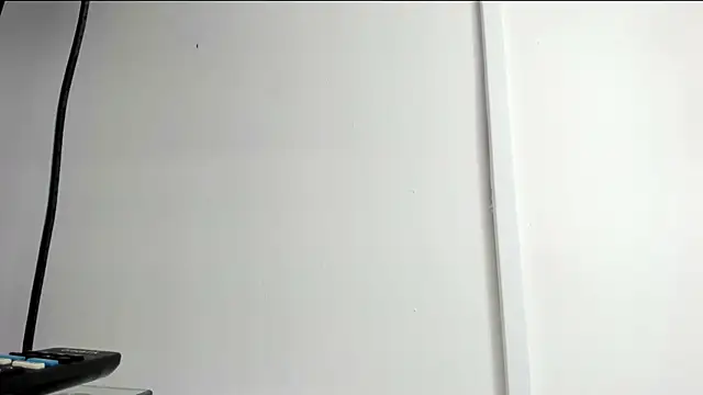 Snapshot of kendra_london chatting on 12, 3, 2026 kendra london online show from 12, 3, 2026