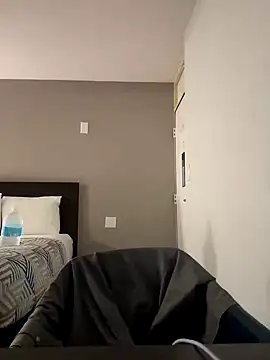 kittymia471 online show from 8, 11, 2025