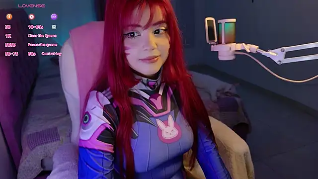 EmillieX online show from 9, 11, 2025