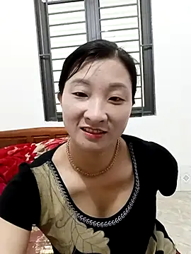 Snapshot of wees-lind chatting on 8, 3, 2026 wees-lind online show from 8, 3, 2026