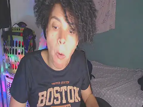 Snapshot of shayna_cute chatting on 5, 7, 2026 shayna cute online show from 5, 7, 2026