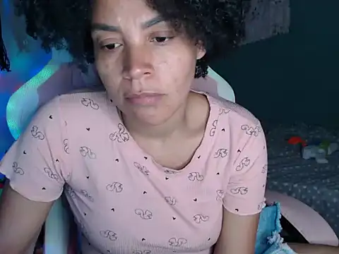 Snapshot of shayna_cute chatting on 3, 8, 2026 shayna cute online show from 3, 8, 2026