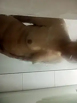 gigi097819 online show from 5, 11, 2025