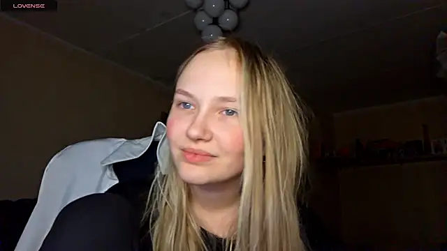 KarinRobertson online show from 27, 2, 2026