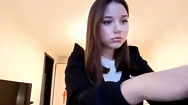 Snapshot of CorinneNewbert chatting on 17, 11, 2025 CorinneNewbert online show from 17, 11, 2025