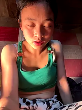 Li ve online show from 5, 12, 2025