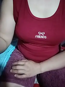Snapshot of Sara_pusyy chatting on 7, 6, 2026 Sara pusyy online show from 7, 6, 2026