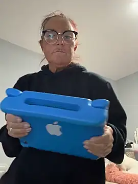 Angel-LinaX online show from 7, 2, 2026