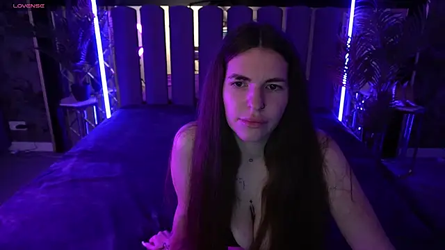 Snapshot of DanielaReign chatting on 22, 11, 2025 DanielaReign online show from 22, 11, 2025