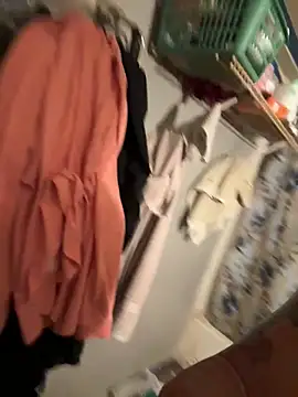 bkuterbach2015 online show from 16, 12, 2025